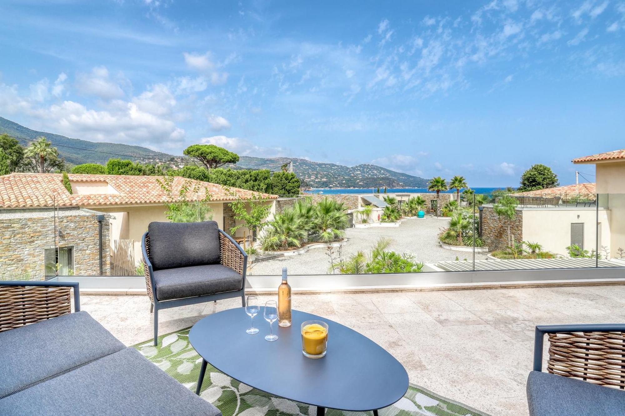 Akwabay - Les Villas Du Cap เลอลาวองดูว์ ภายนอก รูปภาพ