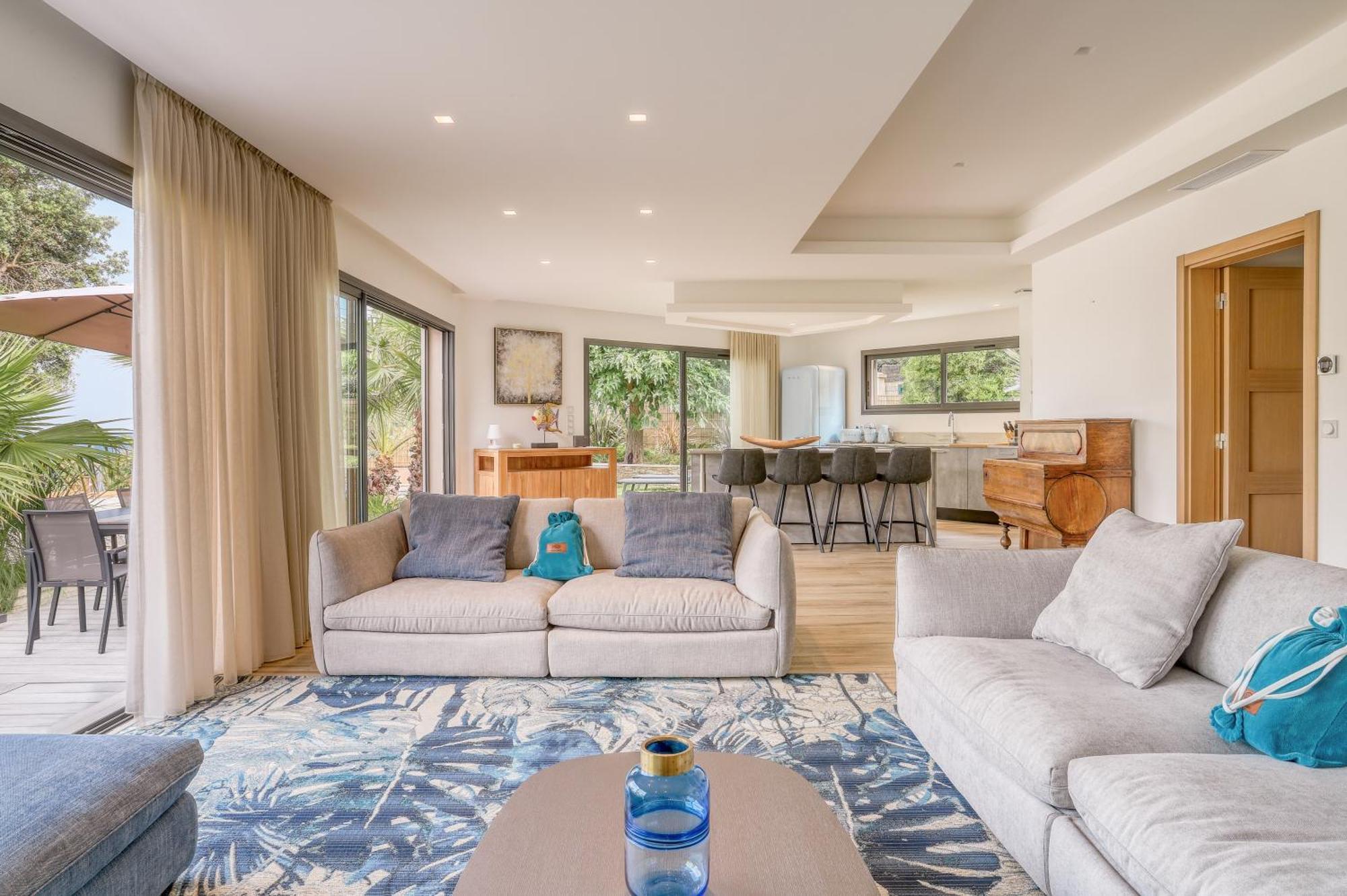 Akwabay - Les Villas Du Cap เลอลาวองดูว์ ภายนอก รูปภาพ