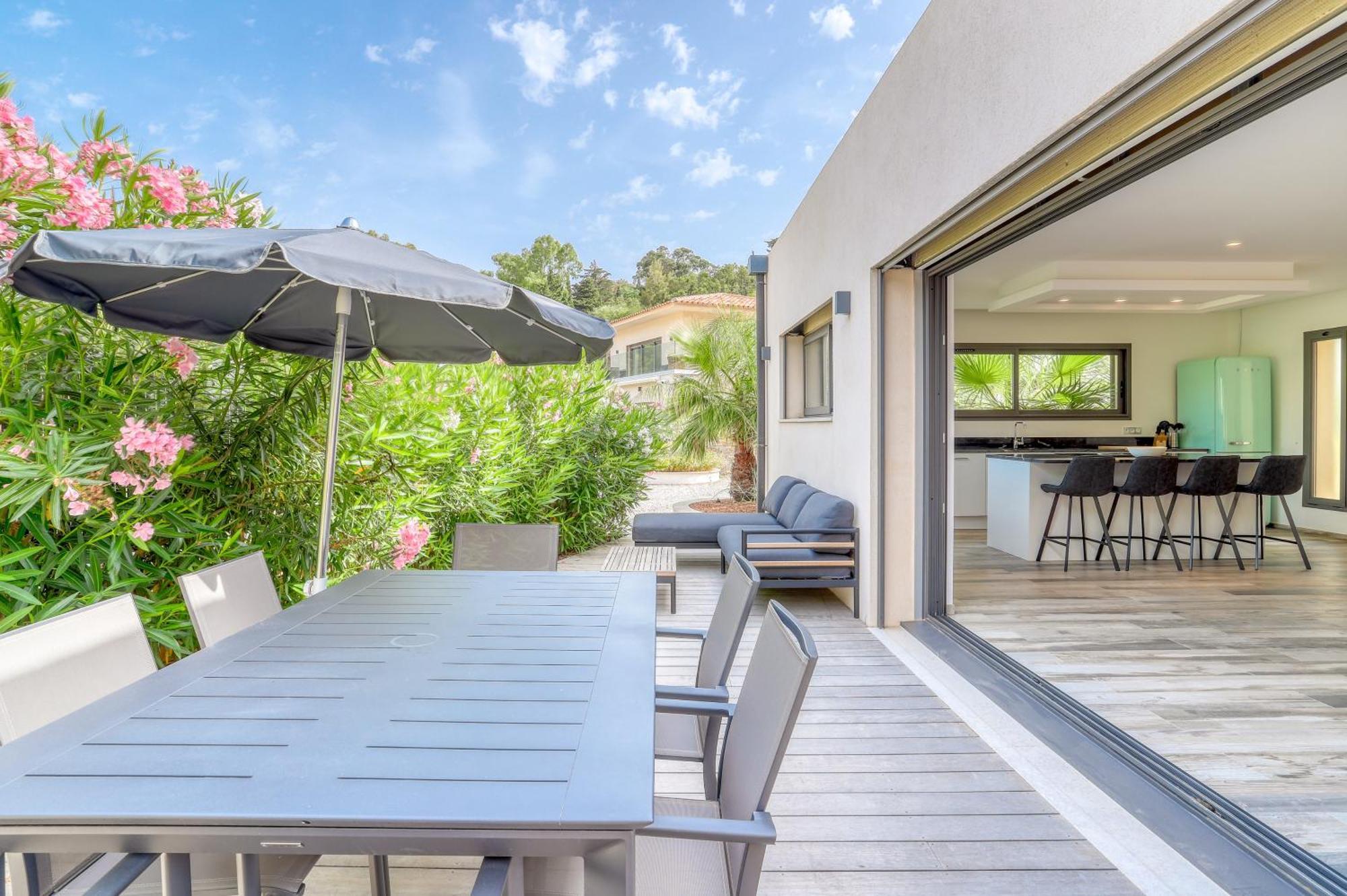 Akwabay - Les Villas Du Cap เลอลาวองดูว์ ภายนอก รูปภาพ